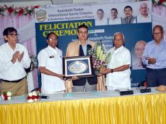 Mr.-Pradeep-Gandhe_Dhyanchand-Awardee-1024x682